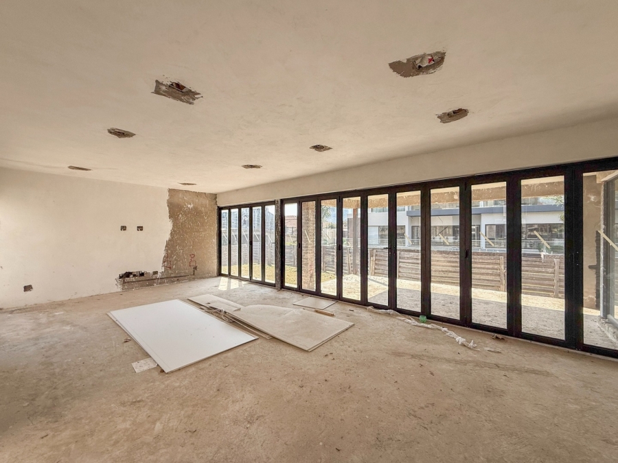 4 Bedroom Property for Sale in The Islands Estates North West